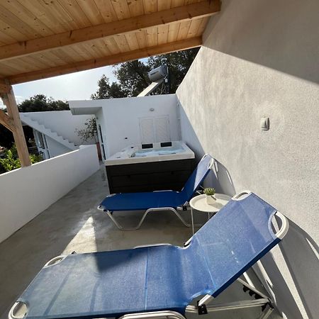 Mano'S House Villa Triopetra Exterior photo